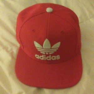 Adidas Base ball snap back